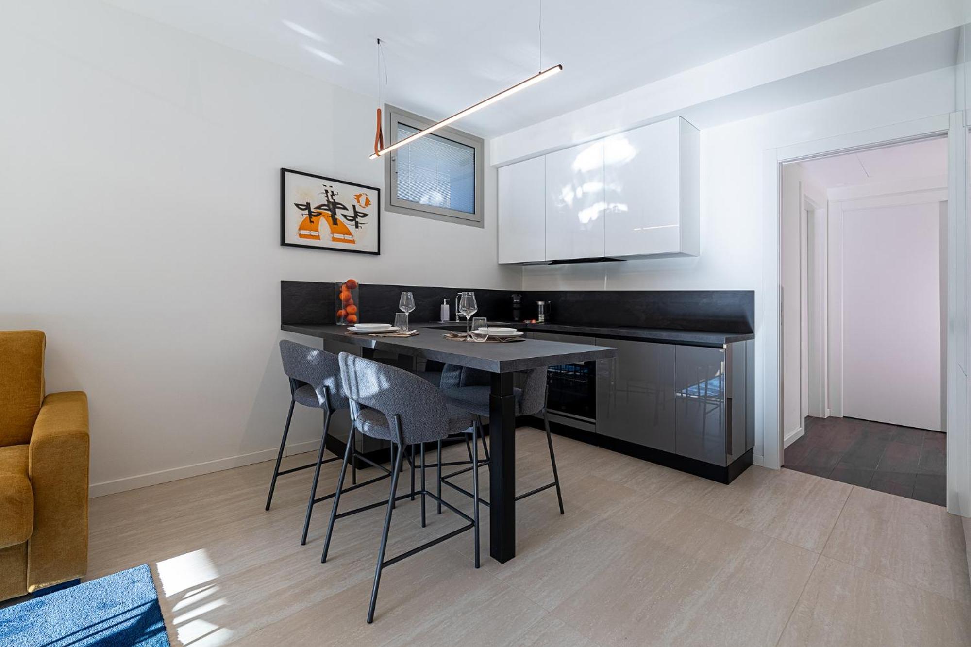 Cremona Inn Aparthotel Екстер'єр фото