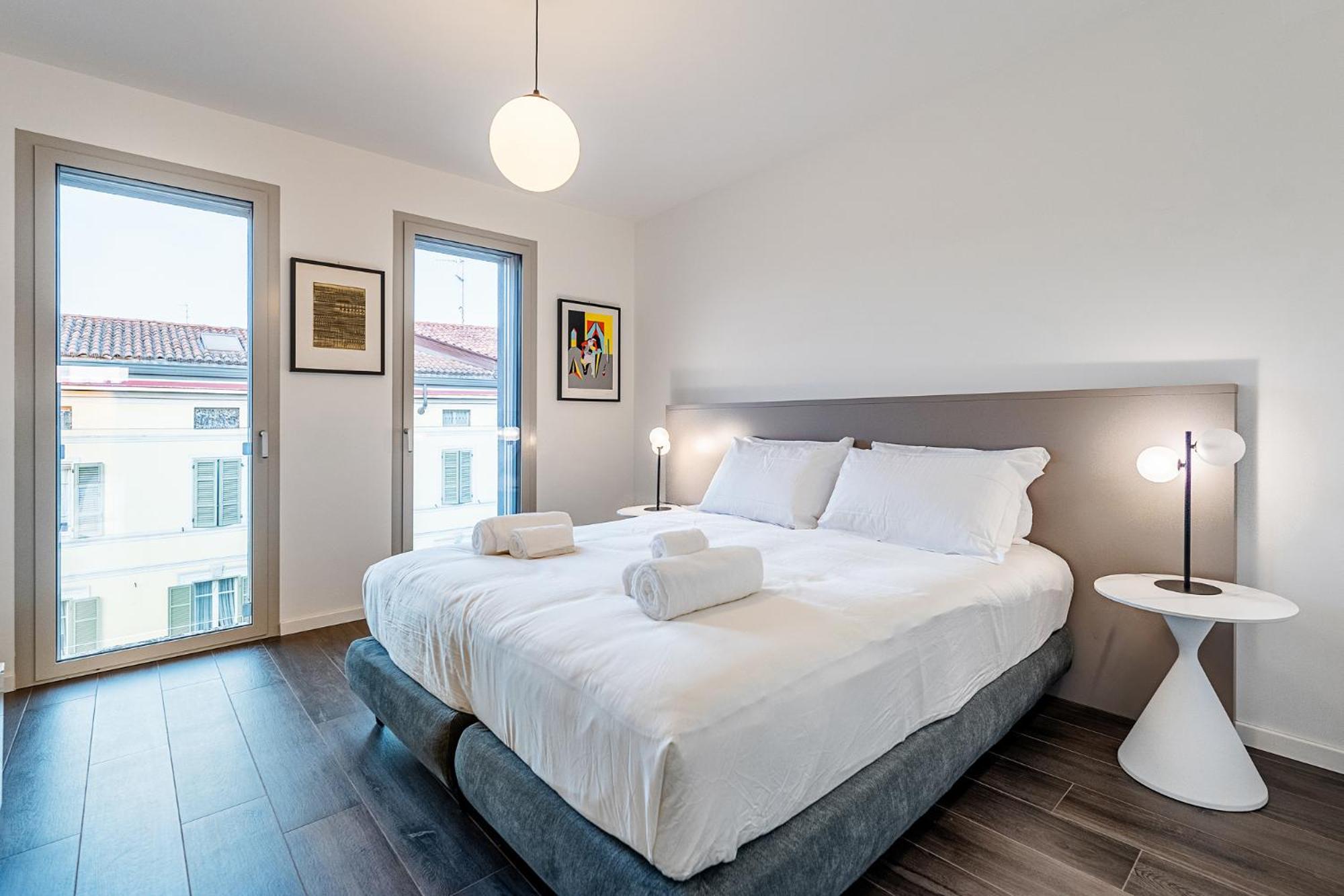 Cremona Inn Aparthotel Екстер'єр фото