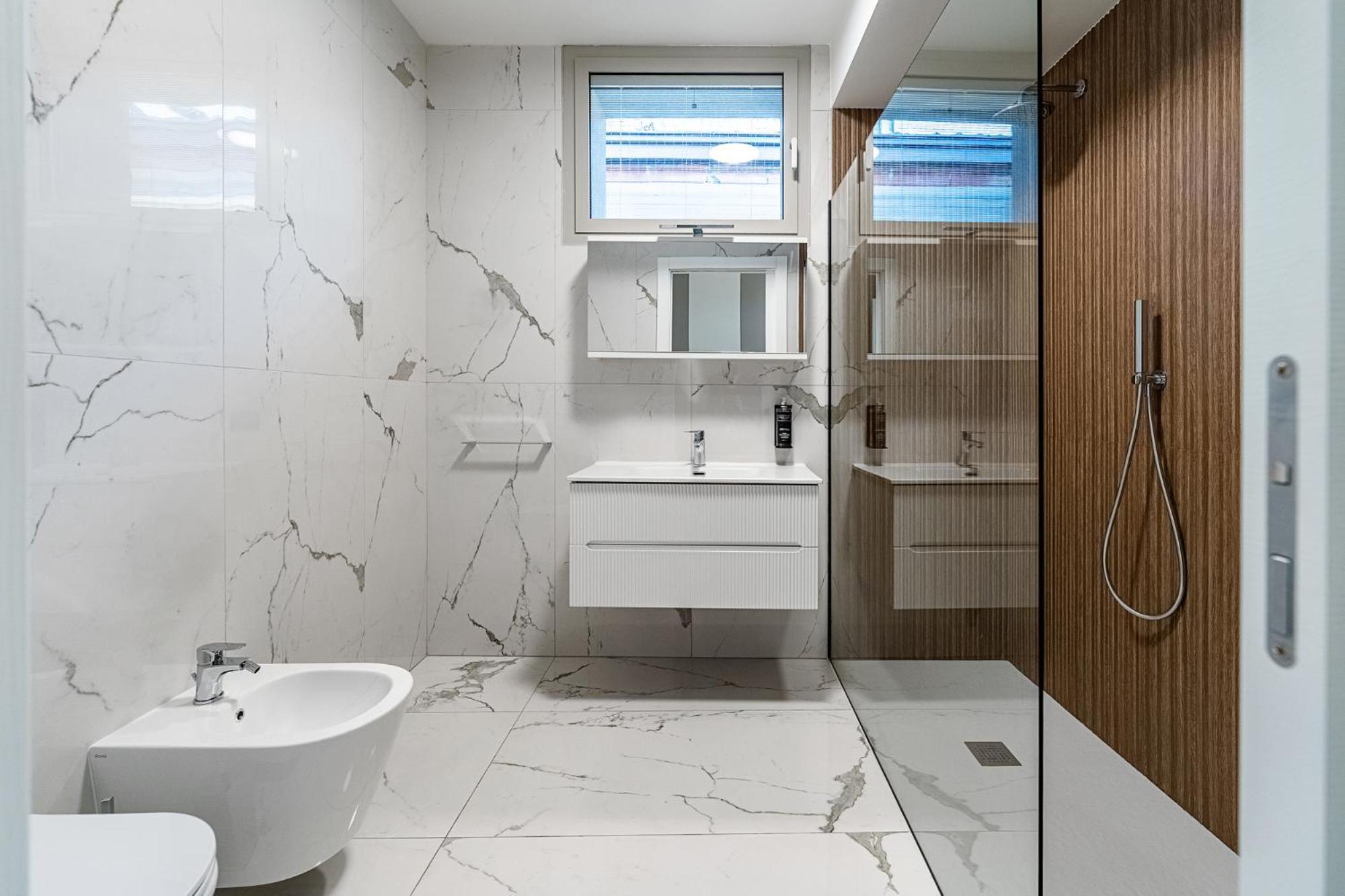 Cremona Inn Aparthotel Екстер'єр фото