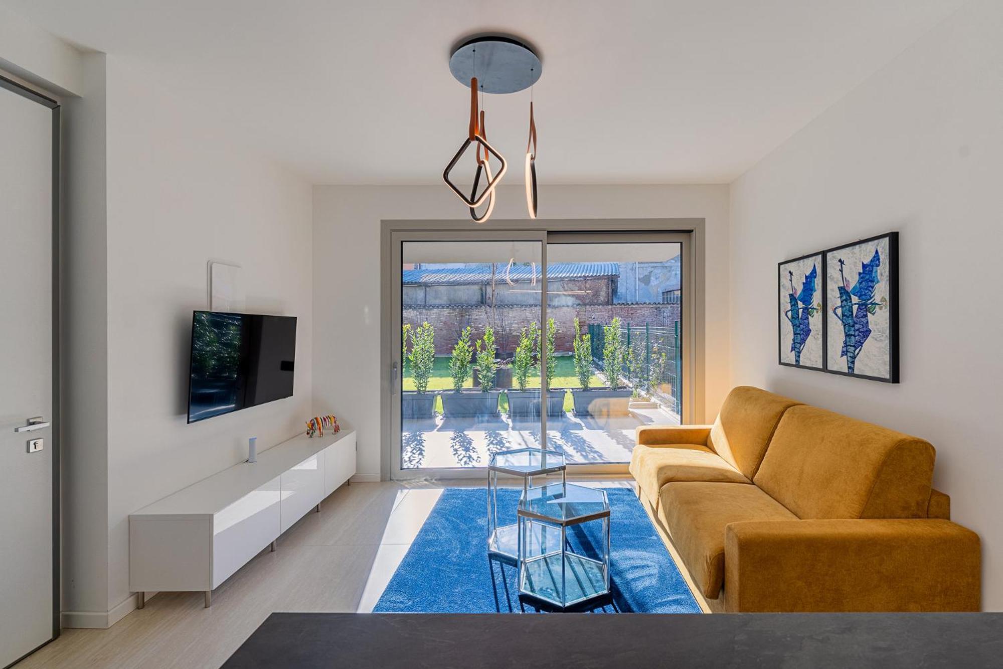 Cremona Inn Aparthotel Екстер'єр фото