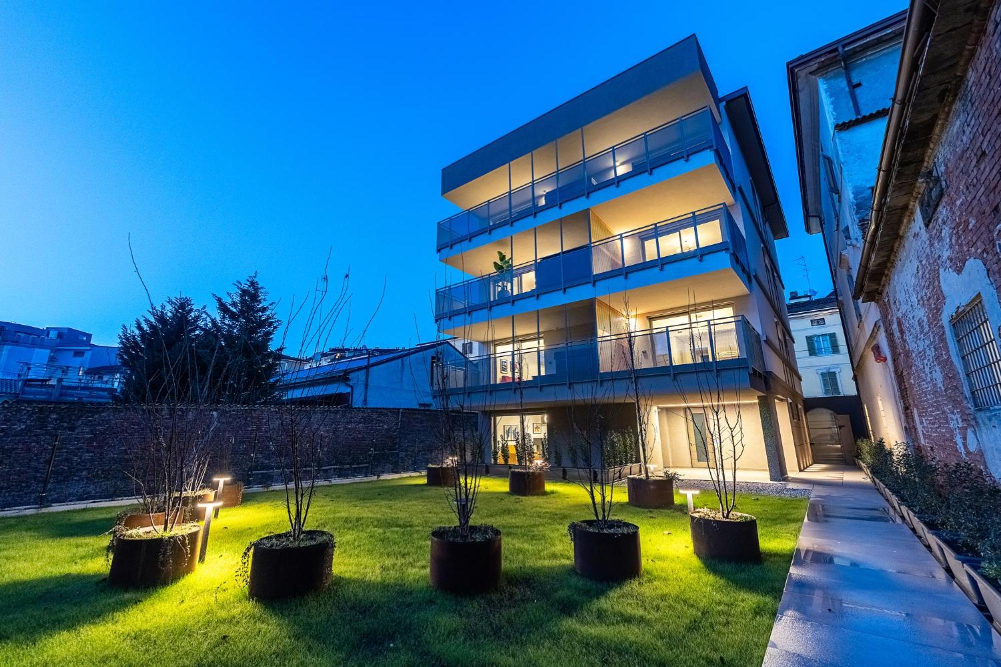 Cremona Inn Aparthotel Екстер'єр фото